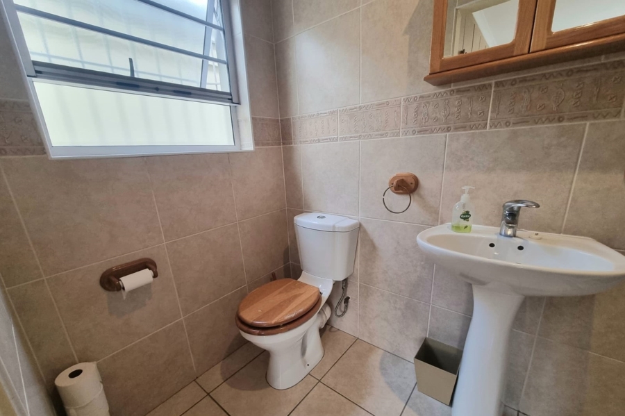 3 Bedroom Property for Sale in Beacon Bay Eastern Cape